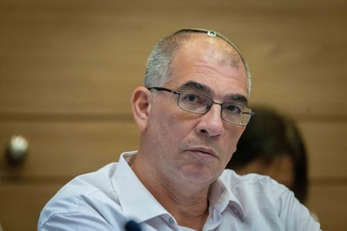 אורבך בביקורת על פינטו: "טוב לו לא היה מצוייץ"