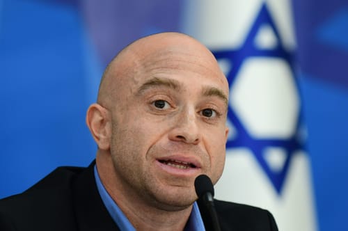 זיו שילון משתף: "איך ברגע הכל יכול להשתנות"