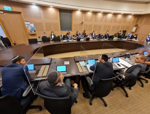 היום תוקם הוועדה המסדרת: מה זה אומר?