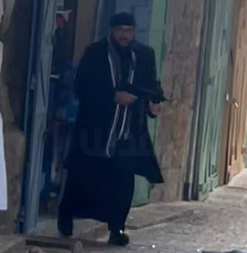 המחבל: בן 42, תושב שועפט