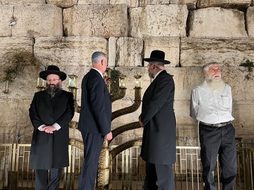 הרב לאו: "לשמור על קדושתו של הכותל" | צפו