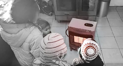 בשמאל תוקפים את חיבור ההתיישבות הצעירה לחשמל