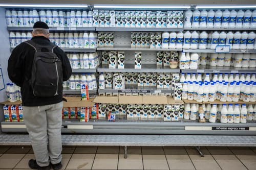 ראש מועצת החלב לסרוגים: המחסור בגלל הקורונה