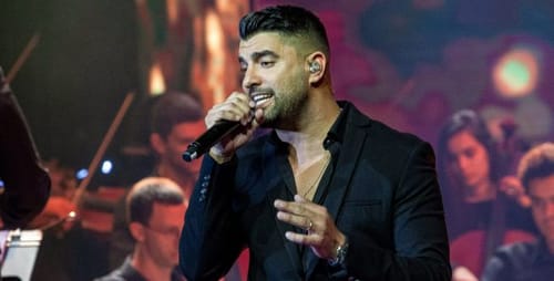 משה פרץ חוגג עם לוחמי חיל הים את החיסול בזיקים