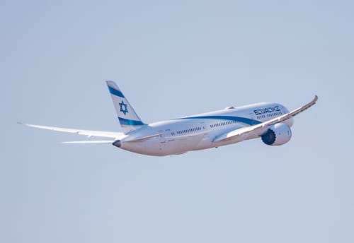 מטוס אלעל מבצע נחיתת חירום בדרך למוסקבה