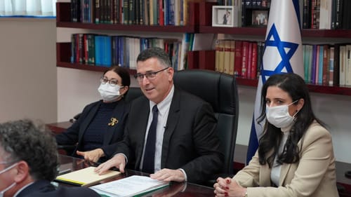 לקראת בחירת השופטים | סער: "הרכב מגוון ומאוזן"