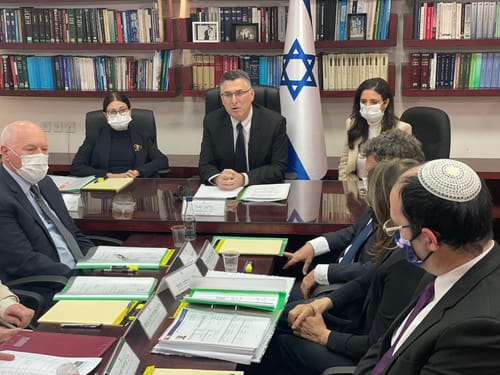 נבחרו ארבעת השופטים לבית המשפט העליון