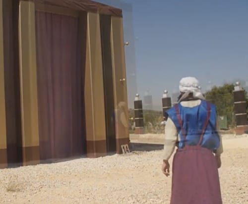 צפו: קצר על הפרשה | המשכן – בין שוויון למעמד
