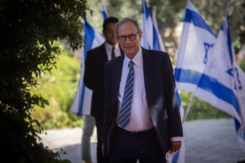 נחמן שי מבהיר: "מעולם לא נשלחה הזמנה ללשכתי"