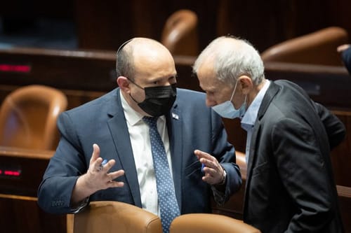 האופוזיציה נגד בר לב: "לבחון מיידית את כשירותו"