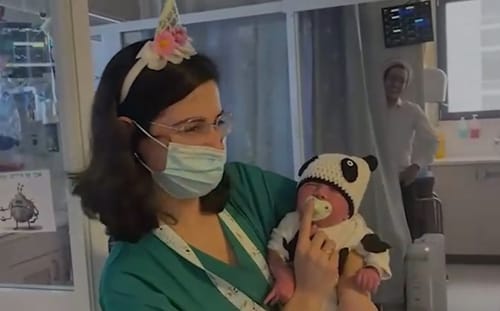 פורים מתוק בפגיה בבית חולים הדסה | צפו בתיעוד: