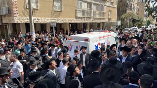 מאות מלווים את יעקב שלום הי"ד, שנרצח בפיגוע
