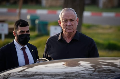 גנץ ביטל פגישה על ההתיישבות הצעירה