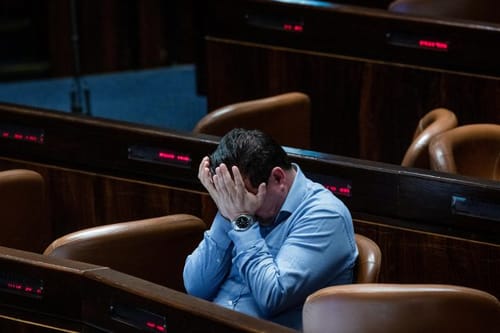 בג"ץ ליועצת: מדוע לא פתחת חקירה נגד ח"כ עודה
