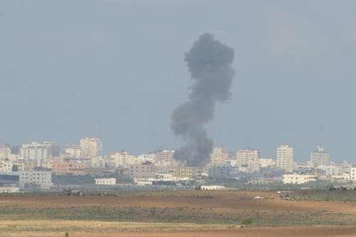 צה"ל תקף יעדים של חמאס בעזה. צפו בתיעוד