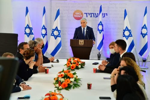 ח"כים ביש עתיד: "הגיע הזמן להתאחד תחת איזנקוט"