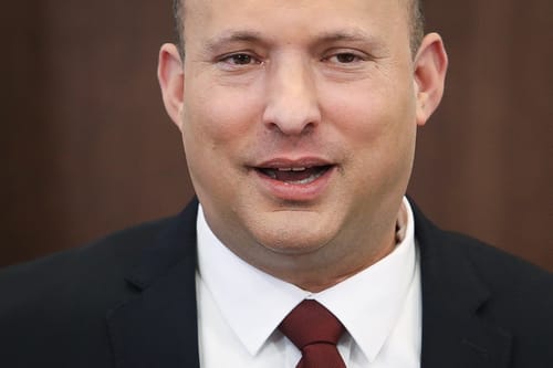 פרשנות: השאלות שבנט עדיין לא השיב עליהן