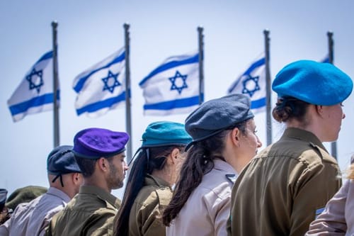מתבצרים בעמדה: האם החוק למען החיילים ייפול?