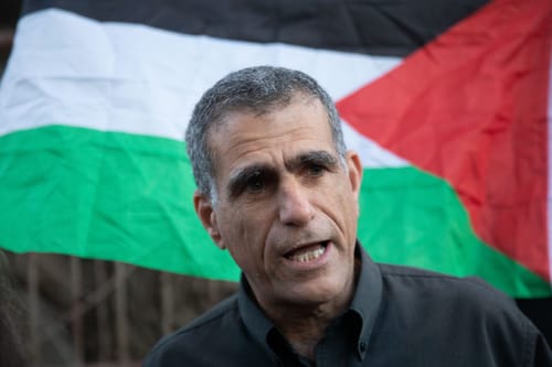 מוסי רז: "לא מגרשים אנשים כדי להוסיף לשקד קולות"