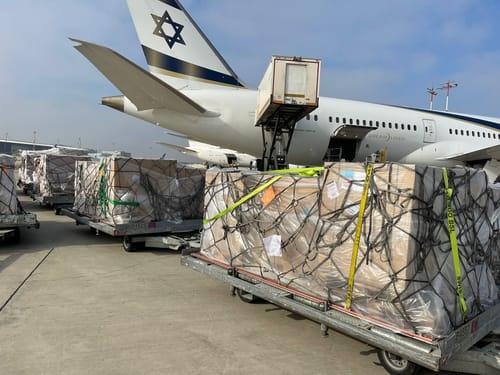 עליית מדרגה? ישראל שלחה קסדות ואפודים לאוקראינה