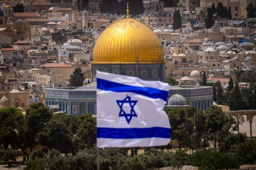 צפו: קצר על הפרשה | האזהרה בגישה אל הקודש