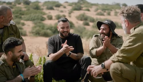 צפו: איתי לוי הפתיע חיילי מילואים