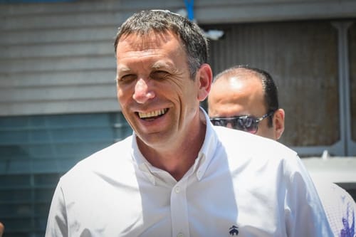 ביישוב היוקרתי מחכים למתן כהנא: "תעמוד בהתחייבות"