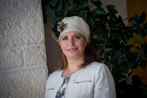 חגית משה לבנט ושקד: תחזירו את האות ב'