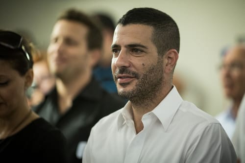 בשידור חי | שרון גל הודיע: חוזר לשם המשפחה המקורי שלי