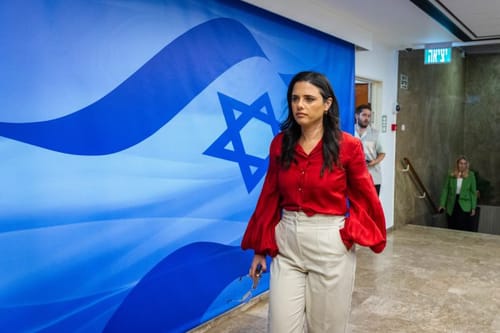 שקד פונה שוב לבר לב: גרש את משפחת המחבל