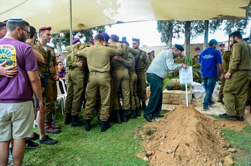 חברי הצוות נפרדו מעידו: "אתה דם מדמנו"