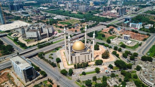 ניגריה: 11 הואשמו בשבירת צום הרמדאן ונלקחו למעצר