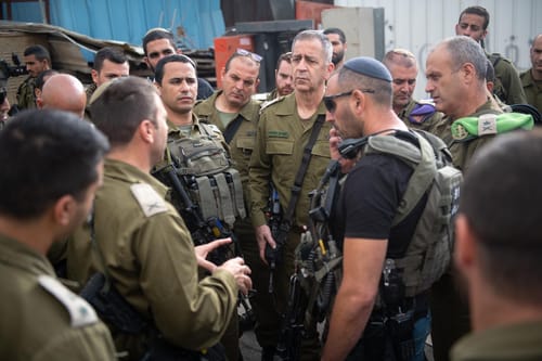 תחקיר הפיגוע: המחבל ירה, נמלט וחזר אחרי 8 דקות