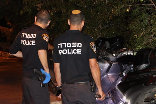בעת מעצר החשוד בחולון: כלב תקף את צוות הבילוש