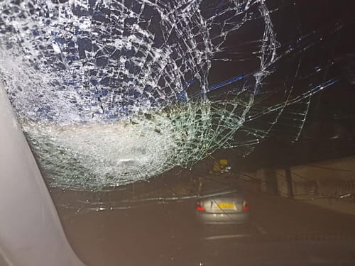 נעצרו ערבים שיידו אבנים לעבר רכבים בכביש החוף