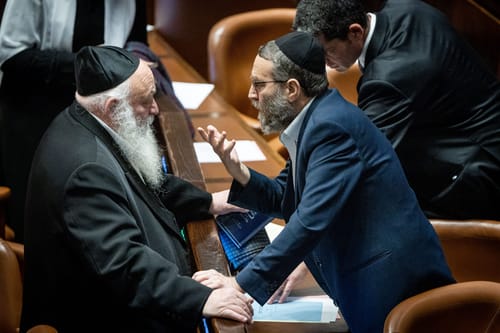 יסנדל את גולדקנופף? גפני בדרישה חדשה