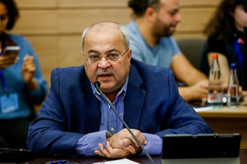 טיבי על "חוק האפליה": גם בסטרוק יטפל רופא ערבי