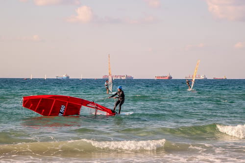 משרד הבריאות מרחיב את אזהרת הרחצה בחופים