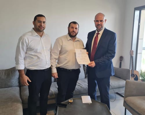 עמיחי אליהו התפטר: זה הח"כ שיחליף אותו