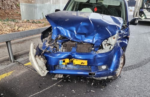 חיפה: 3 פצועים בתאונת דרכים במנהרות הכרמל