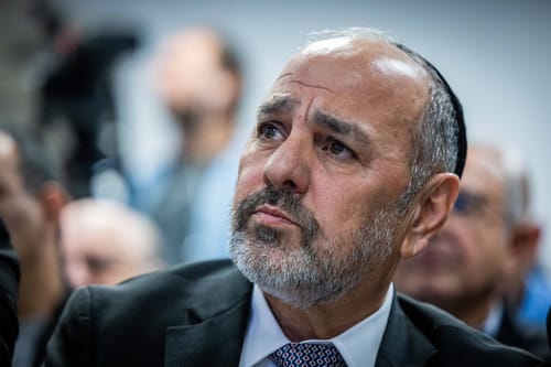 "התעמרות בתלמידי ישראל": שר הרווחה בפנייה חריפה