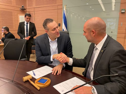 שני שרים מהליכוד התפטרו: שני ח"כים סרוגים ייכנסו