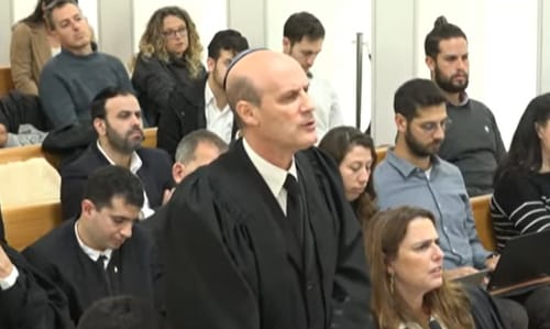 עורך דינו של נתניהו:"לבג"ץ אין סמכות לפסול חוקי יסוד"