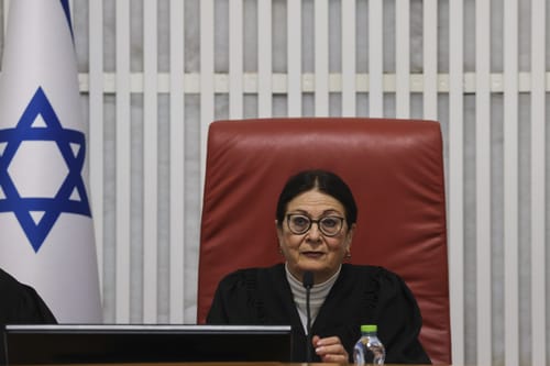 בג"ץ עילת הסבירות: האם הציבור בעד פסילת החוק?