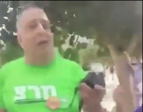 נסגר התיק נגד פעיל מרצ שתועד מבזה תפילין