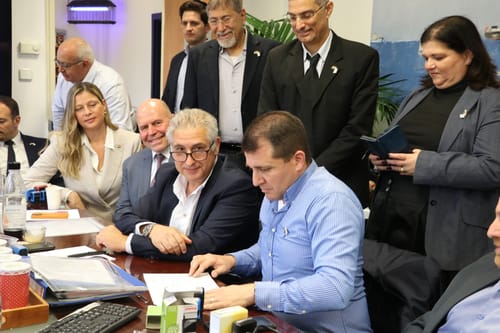 צפו: התגובה הסוערת של בלינקוב להפרטת נמל חיפה