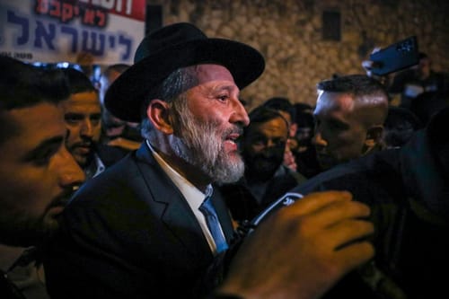 דרעי בהתבטאות ראשונה: "יסגרו את החלון? נפרוץ את התקרה"