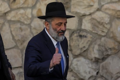 קואליציה במבחן: להיצמד לדרעי או לאידיאולוגיה?