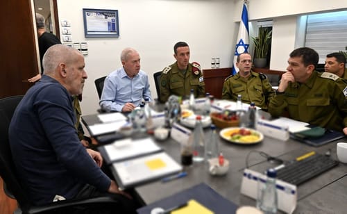 גלנט הורה: לבחון פעולות נגד המחבלים הבודדים
