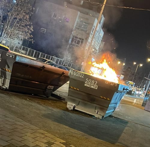 שוטר ירה באוויר לעבר מתפרעים בג'בל מוכבר